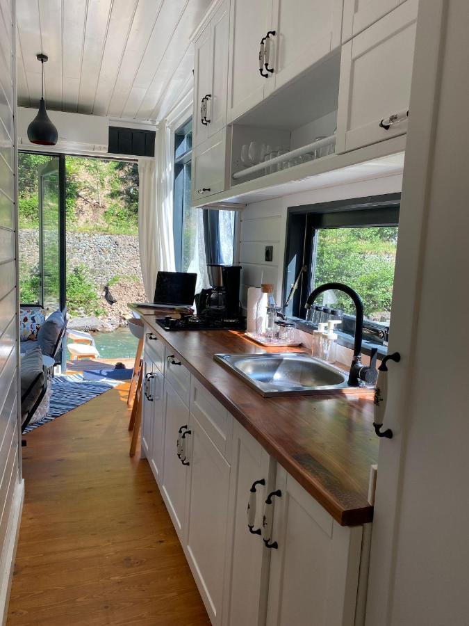Vagona Tiny House Hotel Rize Ngoại thất bức ảnh
