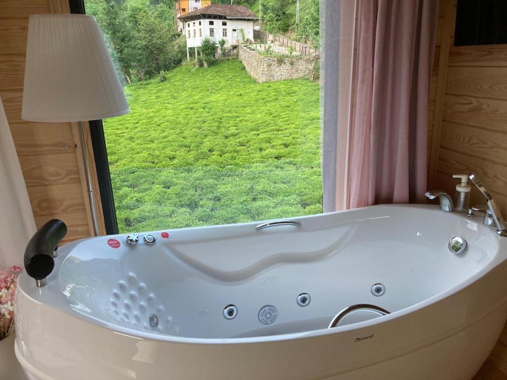 Vagona Tiny House Hotel Rize Ngoại thất bức ảnh